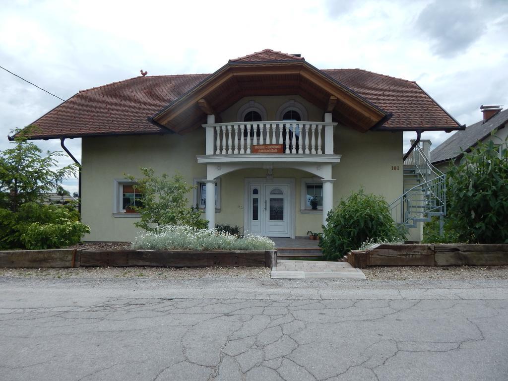 בלד Rooms Ambrozic מראה חיצוני תמונה